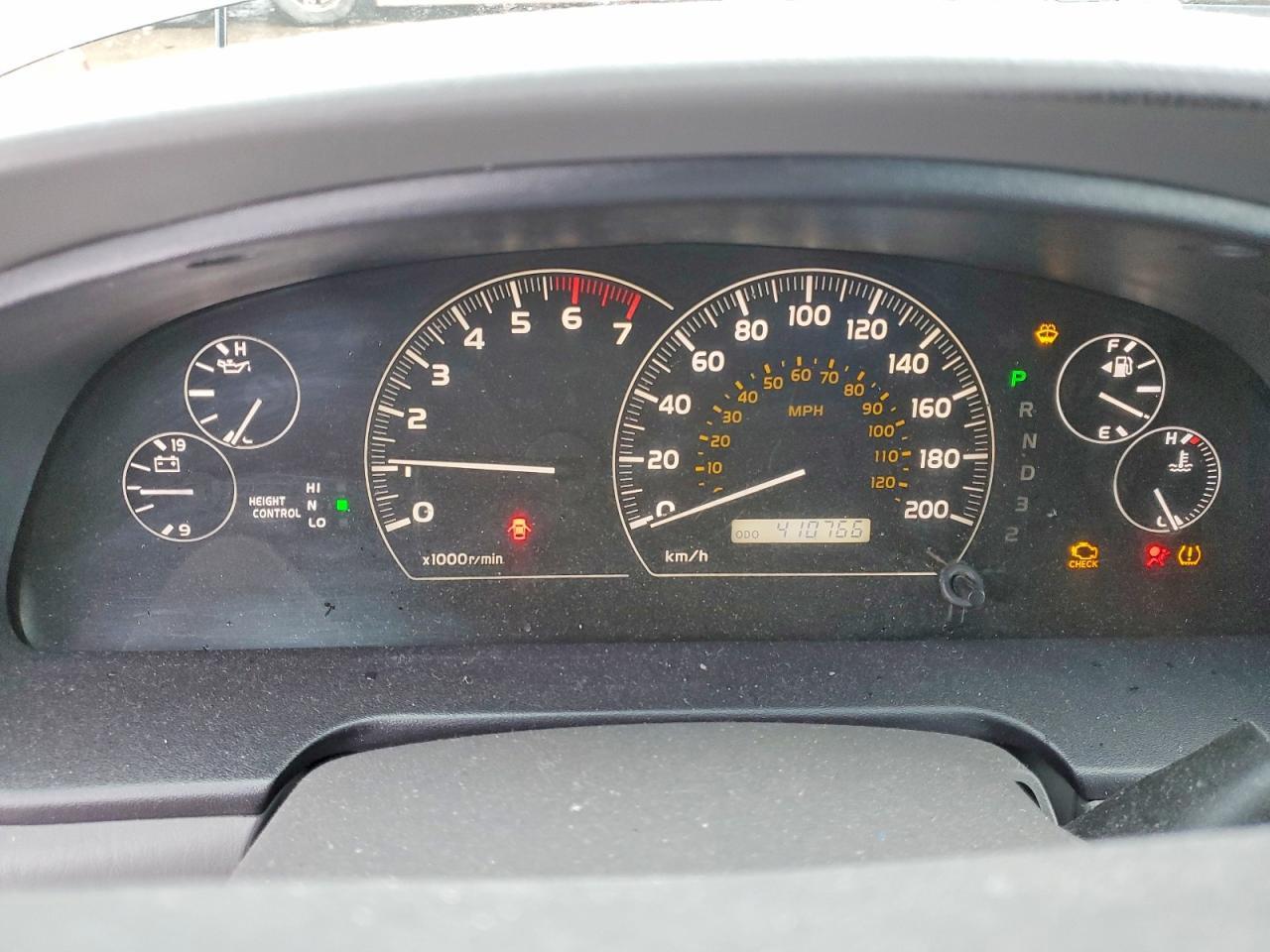 2005 TOYOTA Sequoia