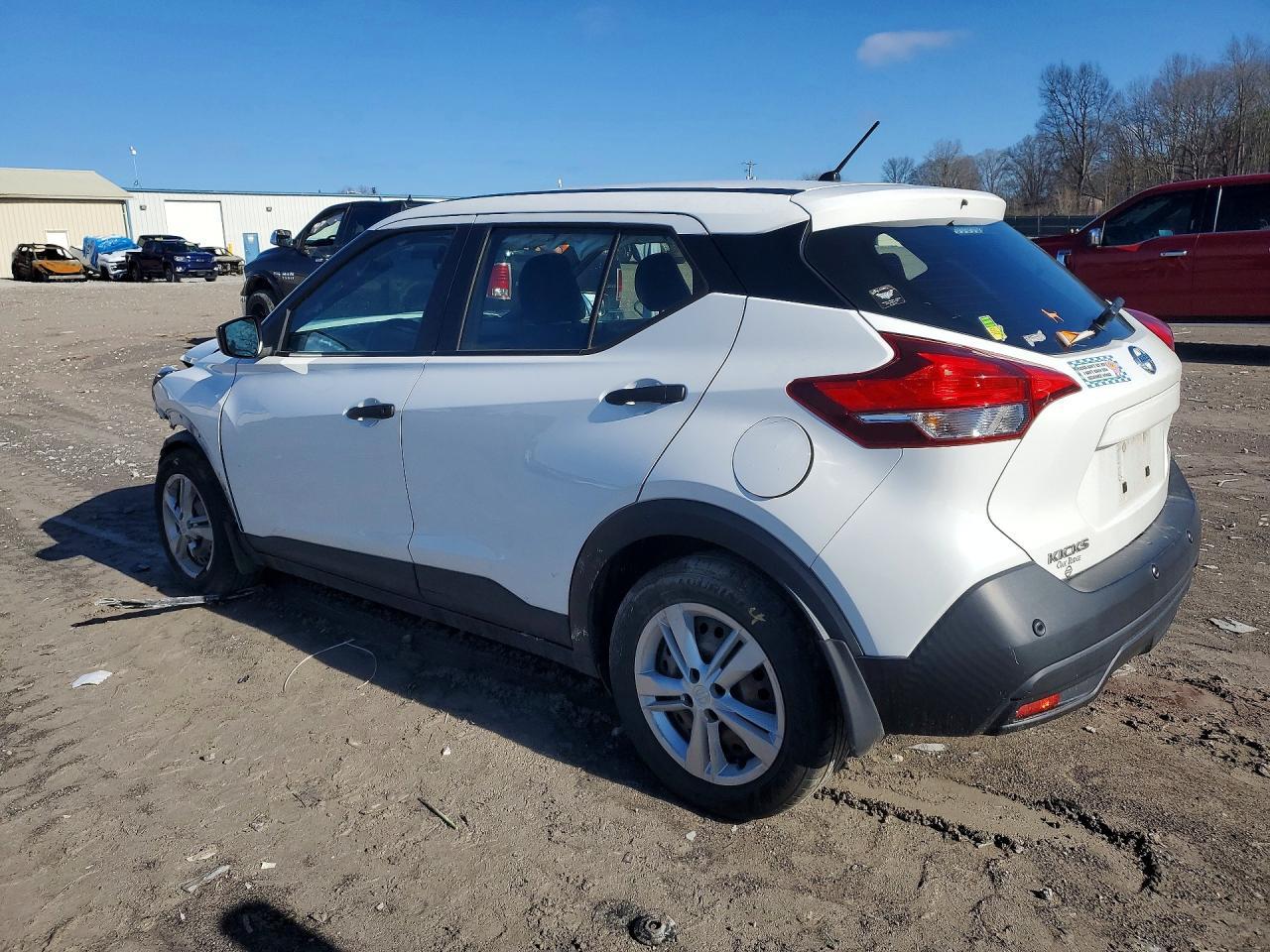 2020 NISSAN KICKS