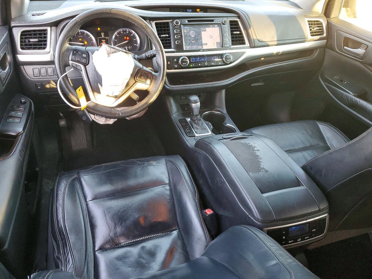 2015 TOYOTA HIGHLANDER
