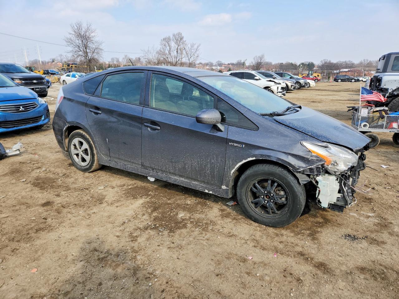 2013 TOYOTA PRIUS