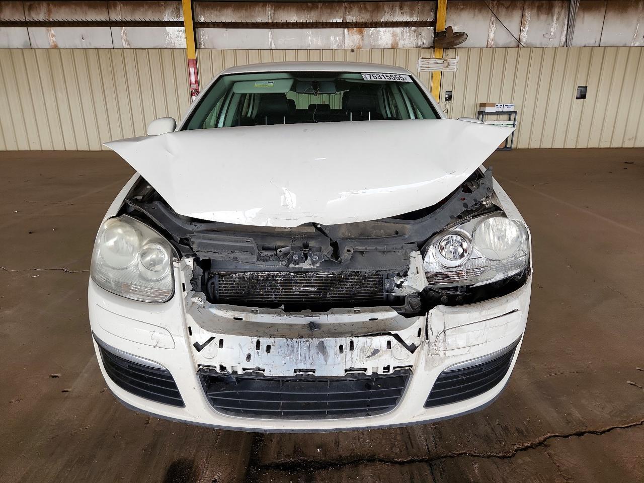2010 VOLKSWAGEN JETTA