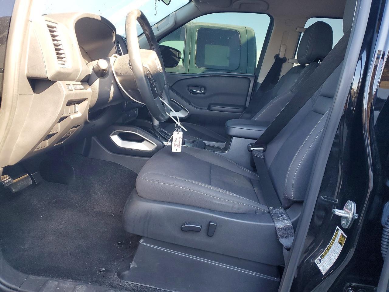 2022 NISSAN Frontier