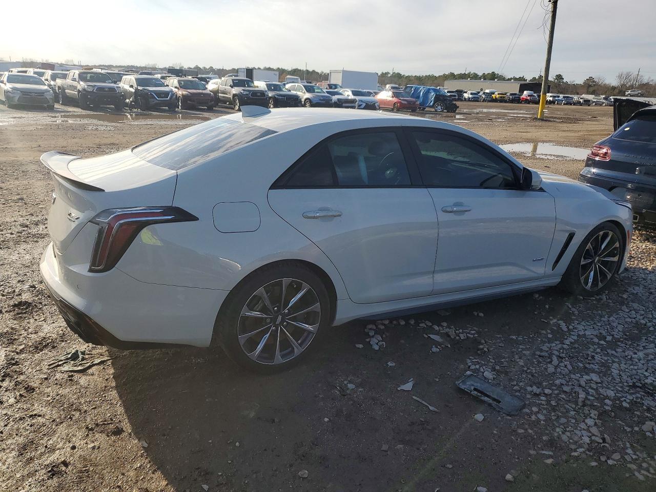 2023 CADILLAC CT4