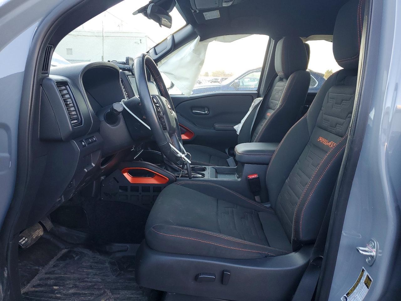 2023 NISSAN Frontier