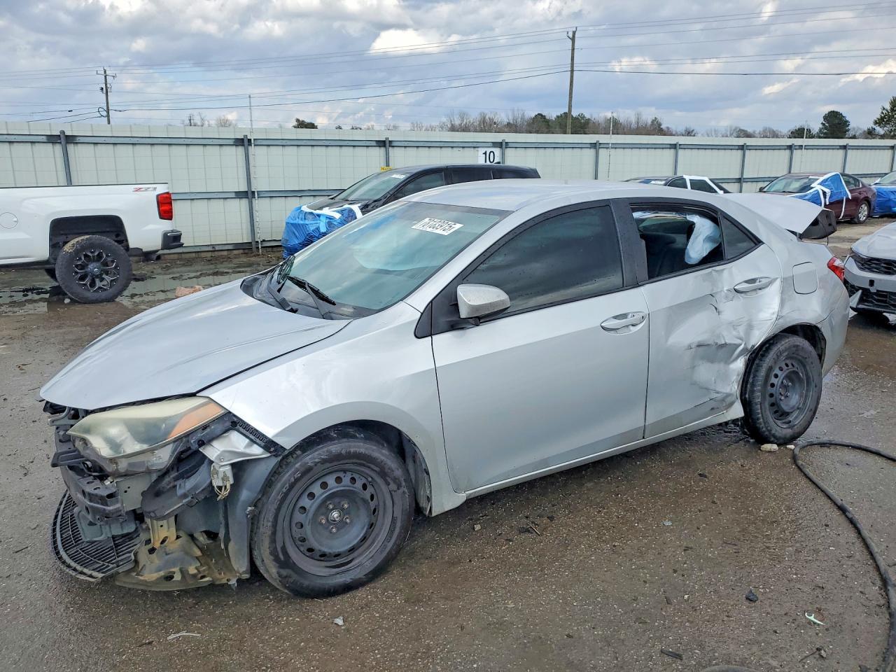 2016 TOYOTA COROLLA