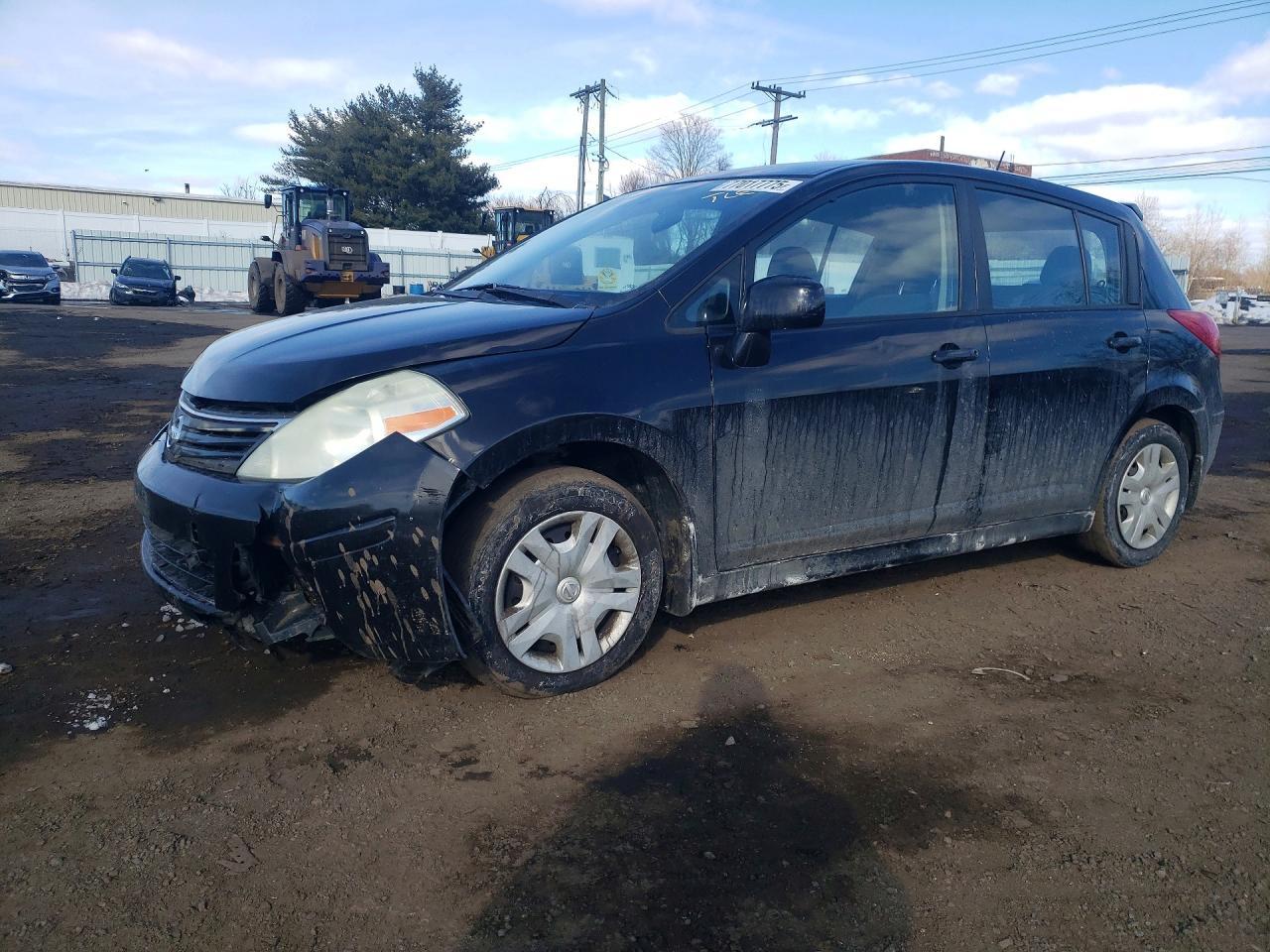 2011 NISSAN VERSA