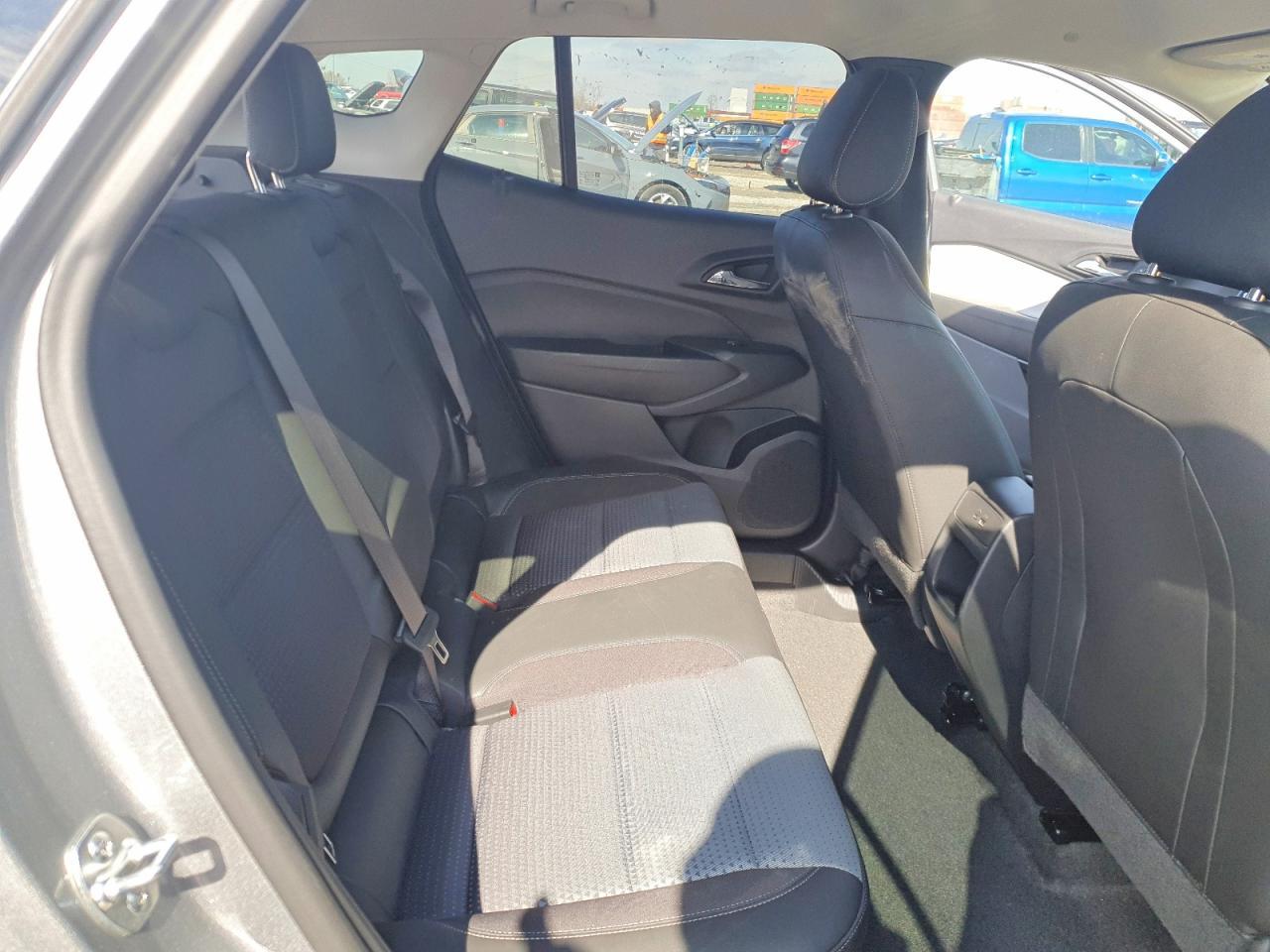 2025 CHEVROLET TRAX