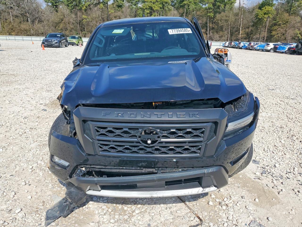 2023 NISSAN Frontier