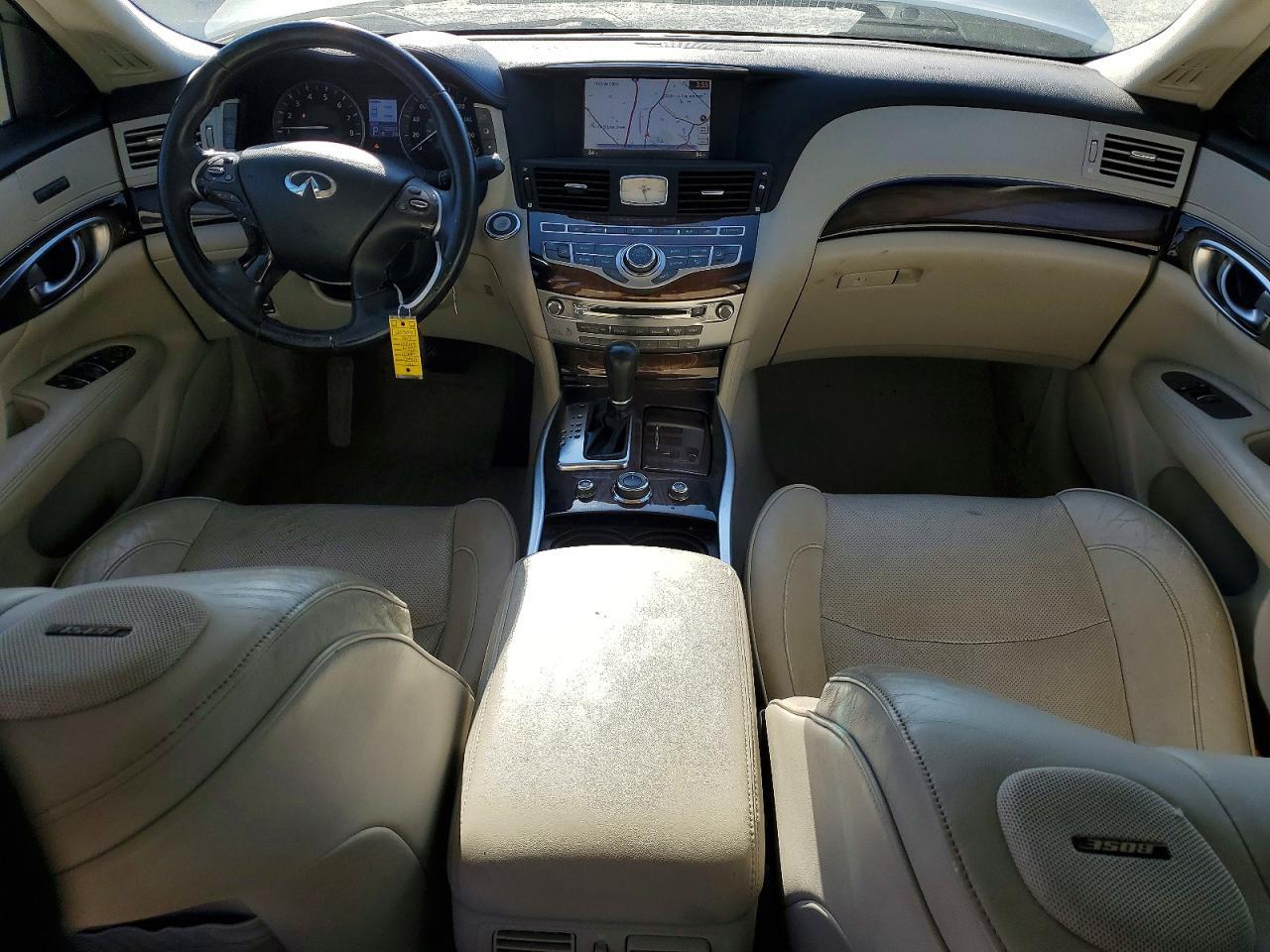 2011 INFINITI M37