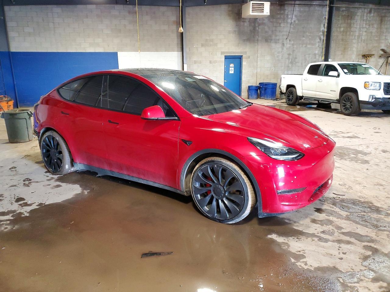 2023 TESLA MODEL Y