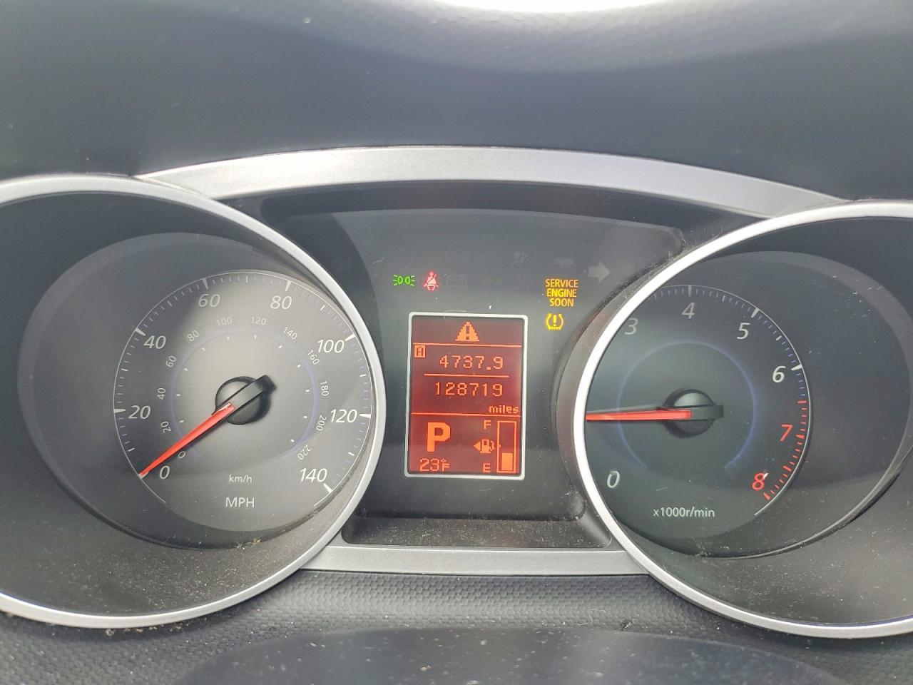 2009 MITSUBISHI outlander