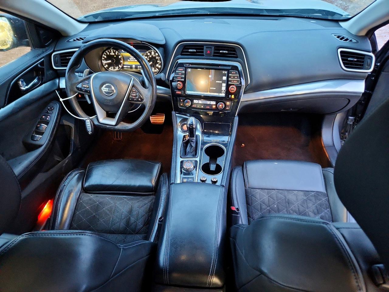2016 NISSAN Maxima