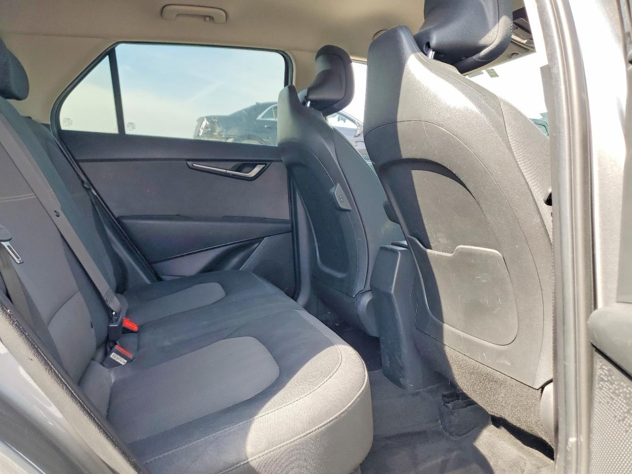 2023 KIA Niro