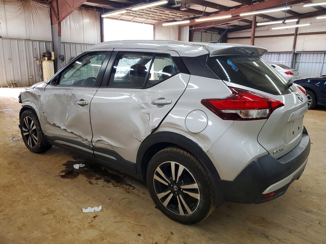 2019 NISSAN KICKS