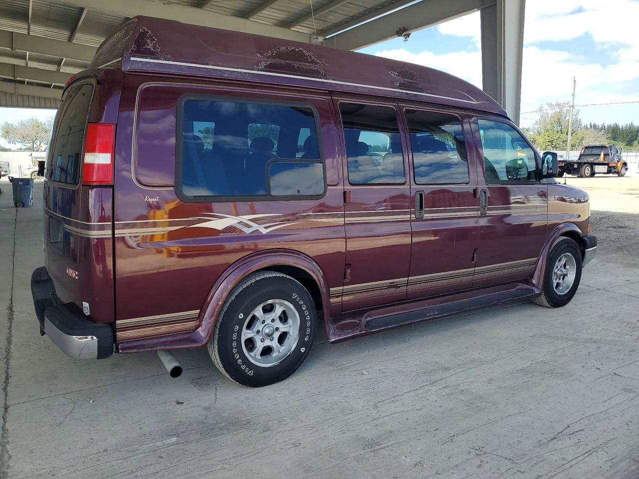2004 GMC Savana