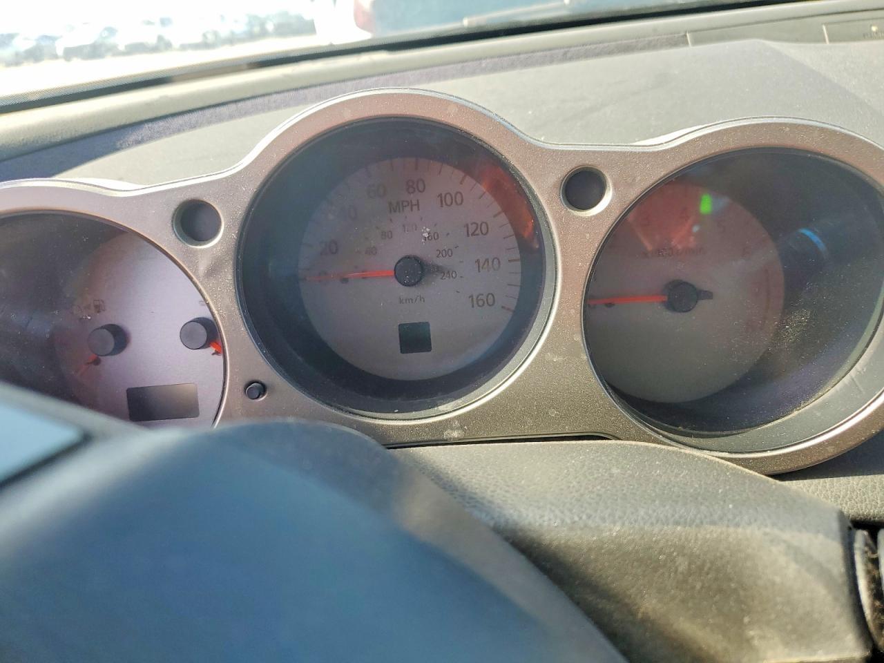 2004 NISSAN Maxima