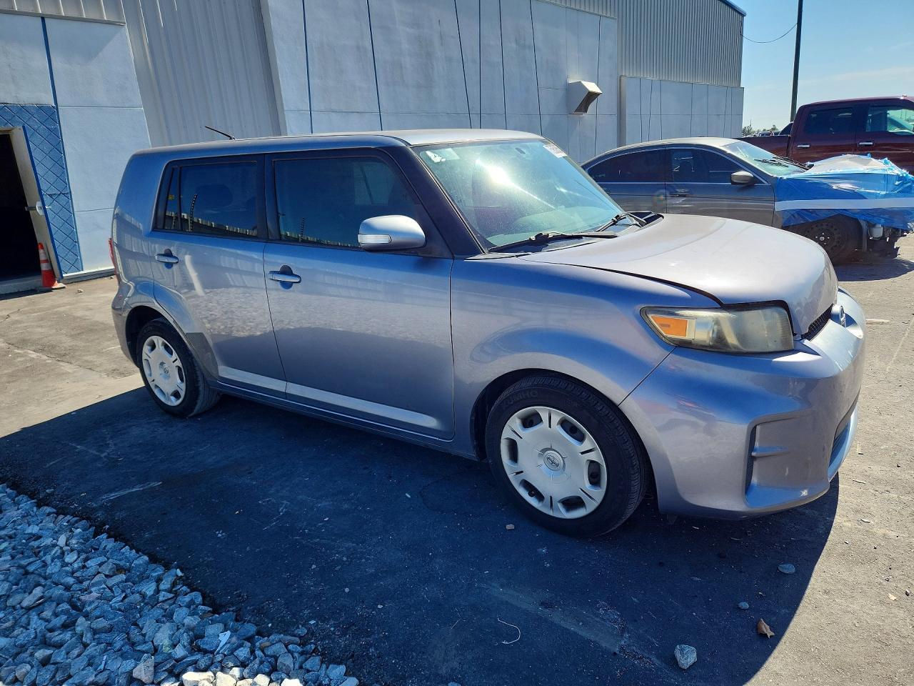 2011 TOYOTA SCION