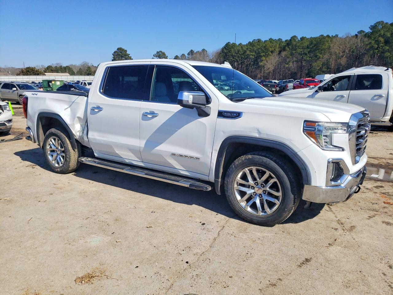 2020 GMC Sierra