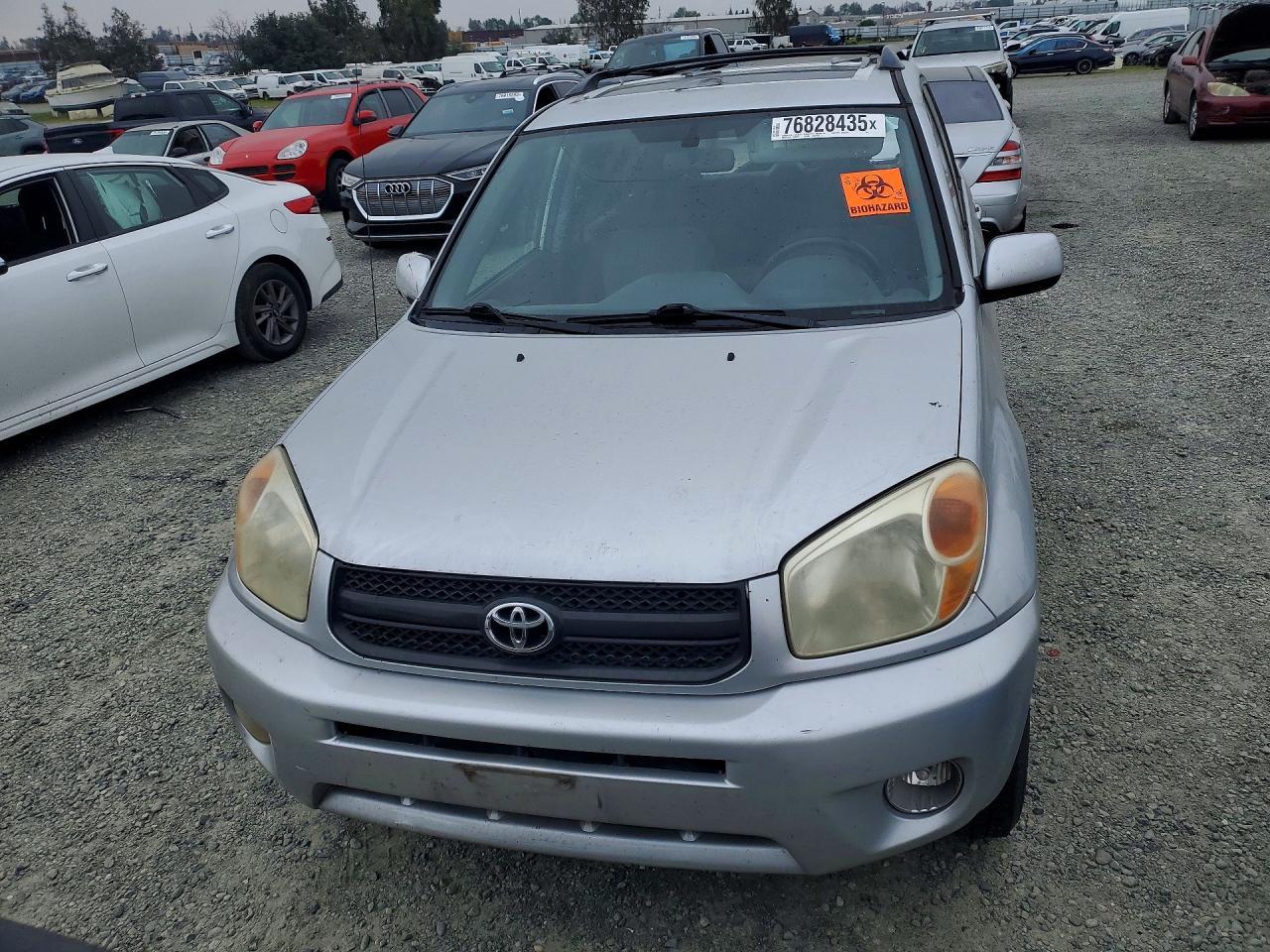 2004 TOYOTA RAV4