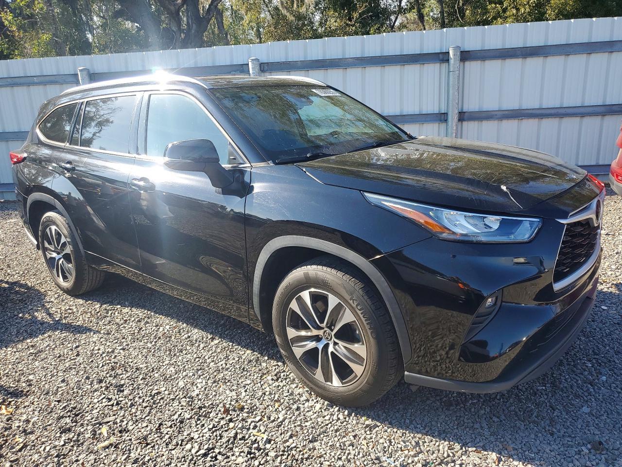 2020 TOYOTA HIGHLANDER