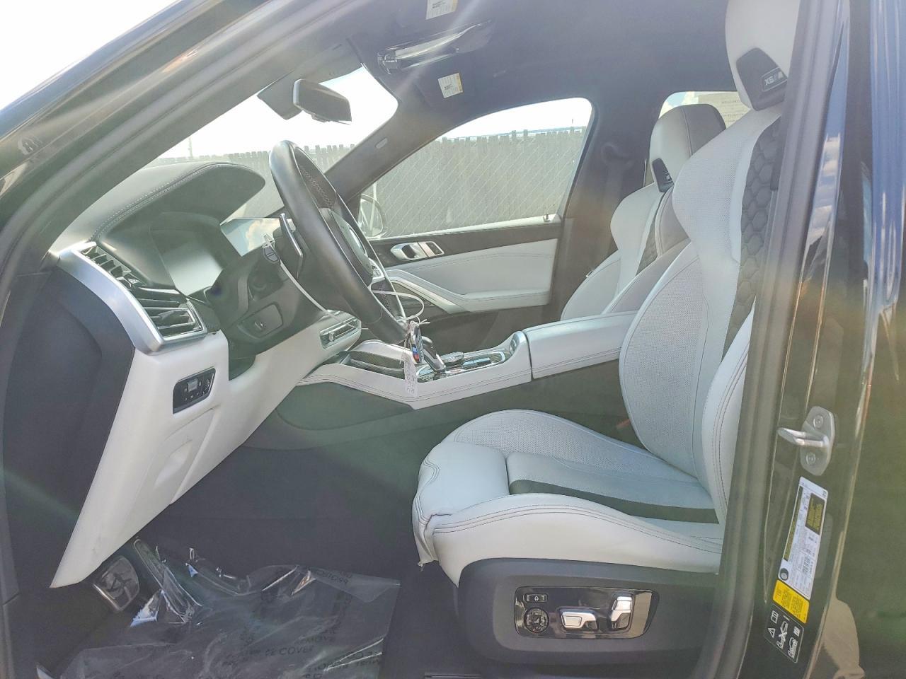 2022 BMW X6