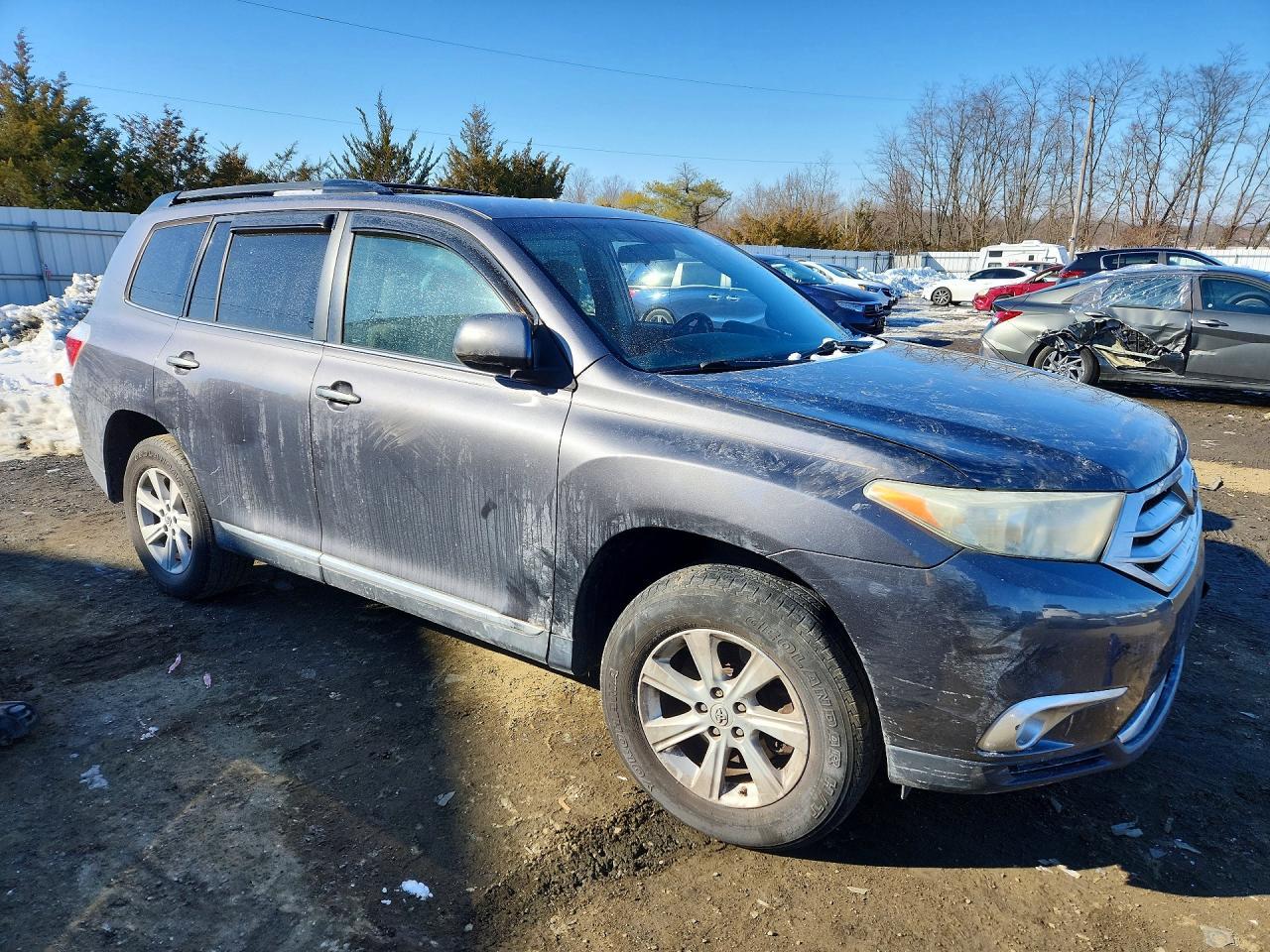 2013 TOYOTA HIGHLANDER