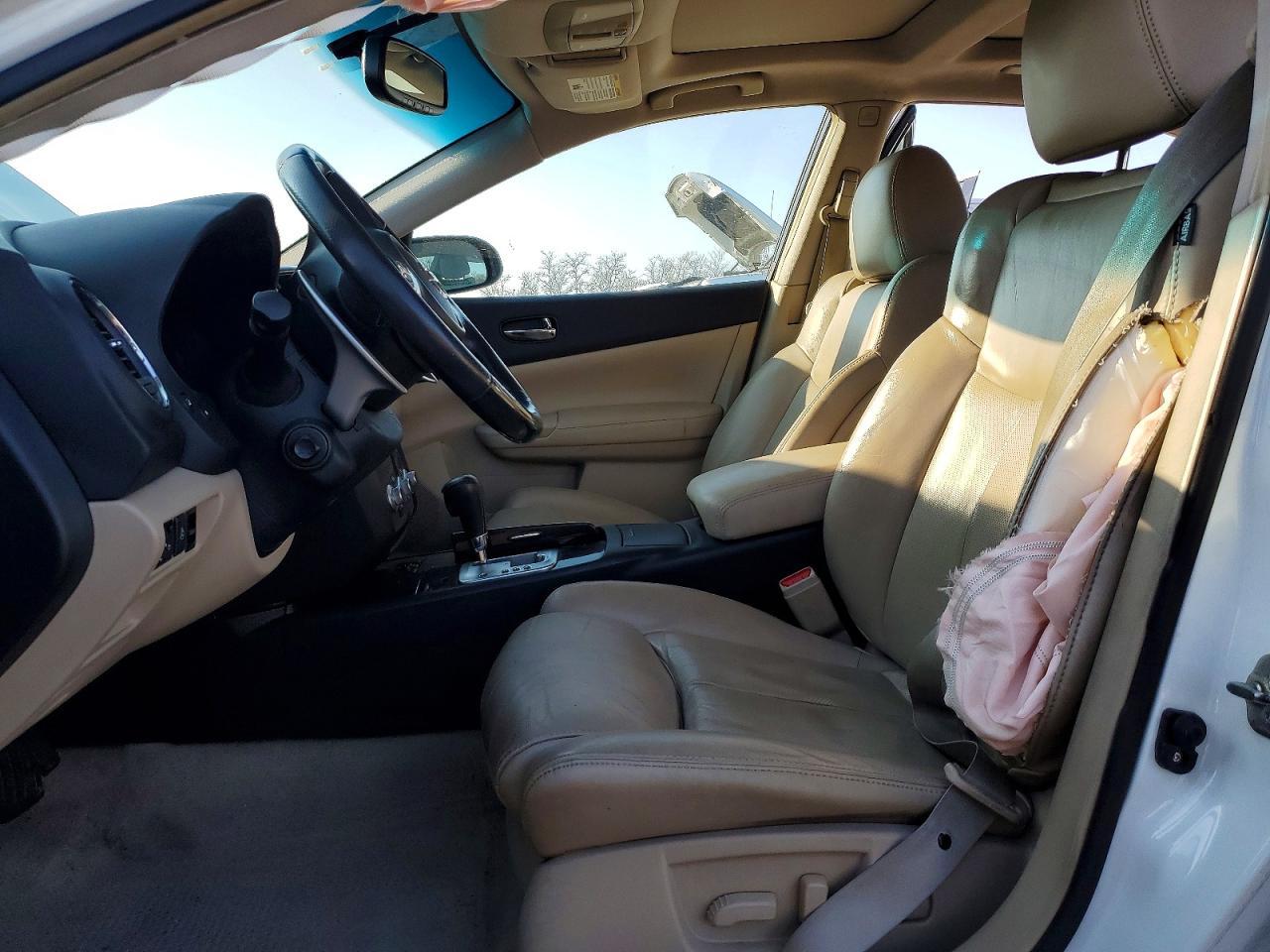 2014 NISSAN Maxima