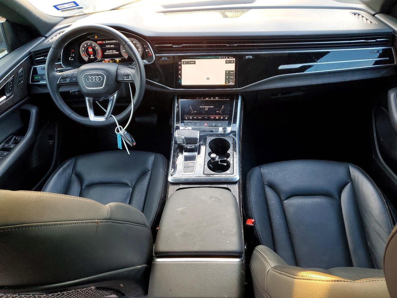 2020 AUDI Q8