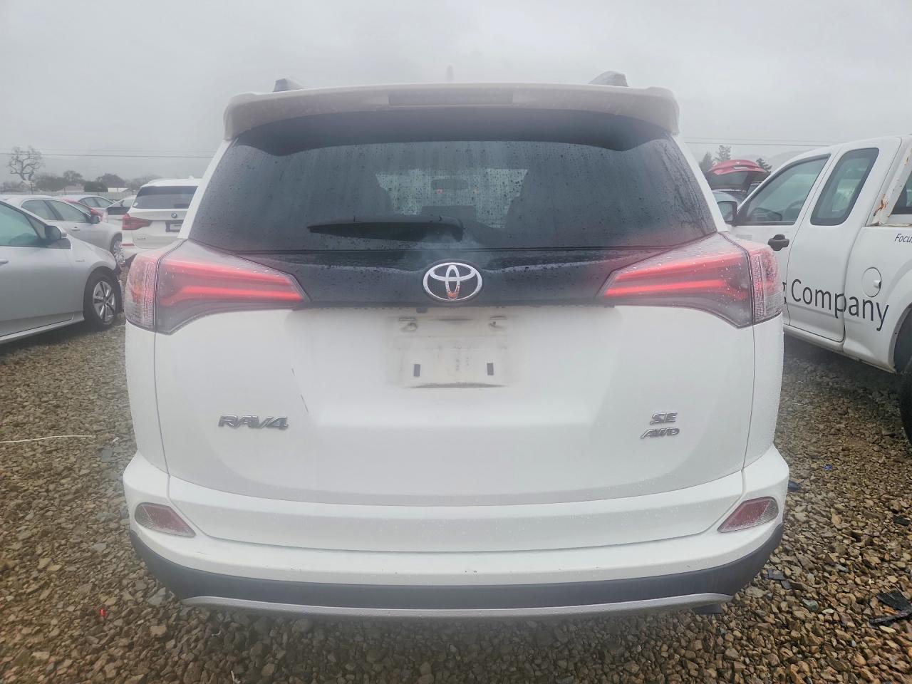 2016 TOYOTA RAV4