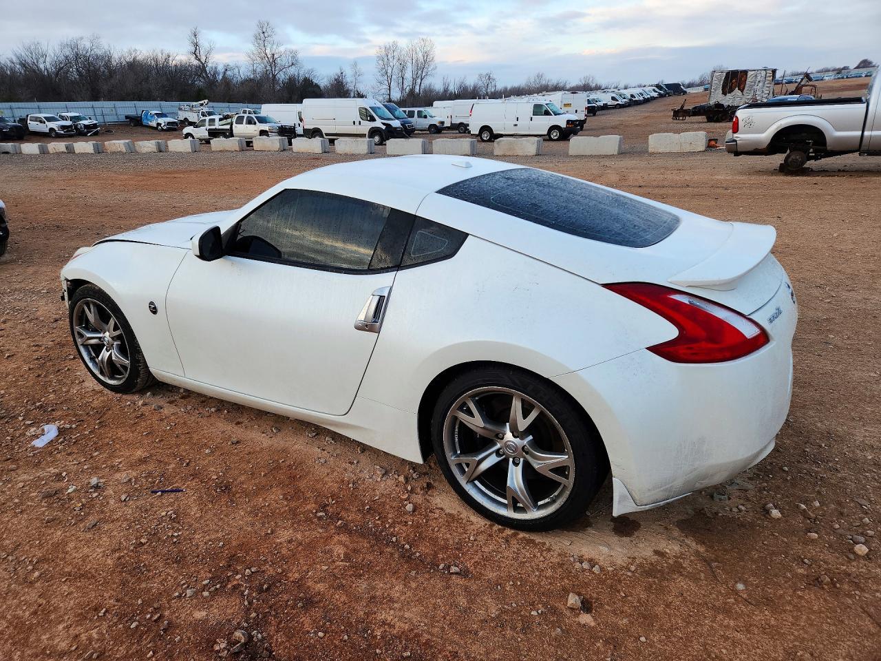 2012 NISSAN 370Z