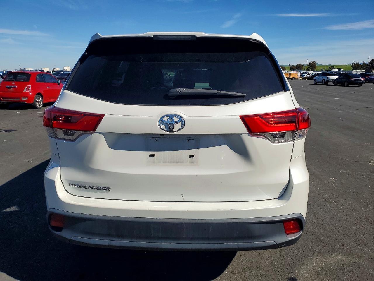 2019 TOYOTA HIGHLANDER