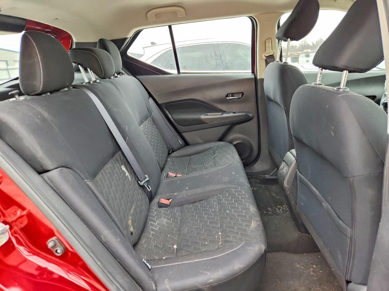2022 NISSAN KICKS