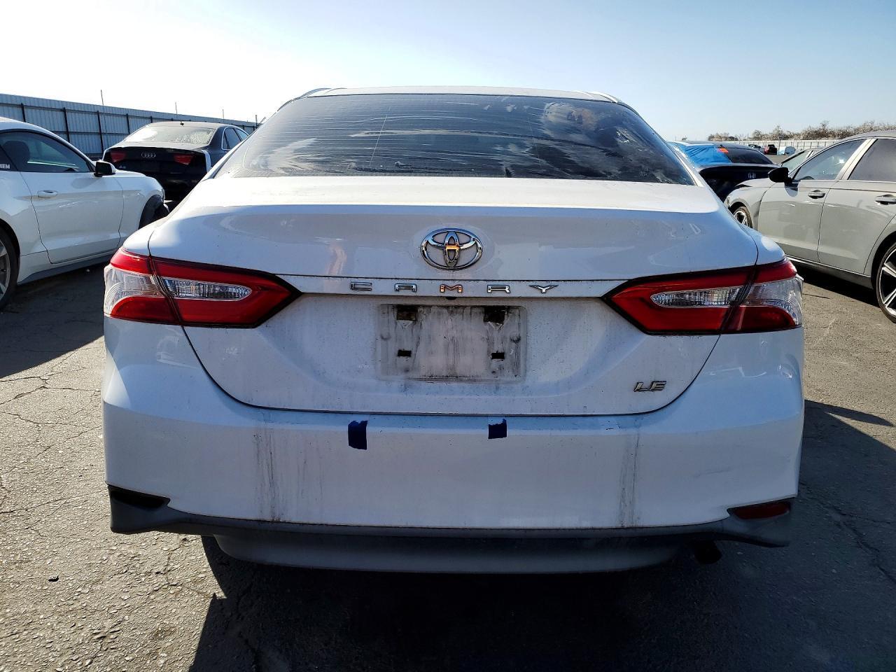 2018 TOYOTA CAMRY