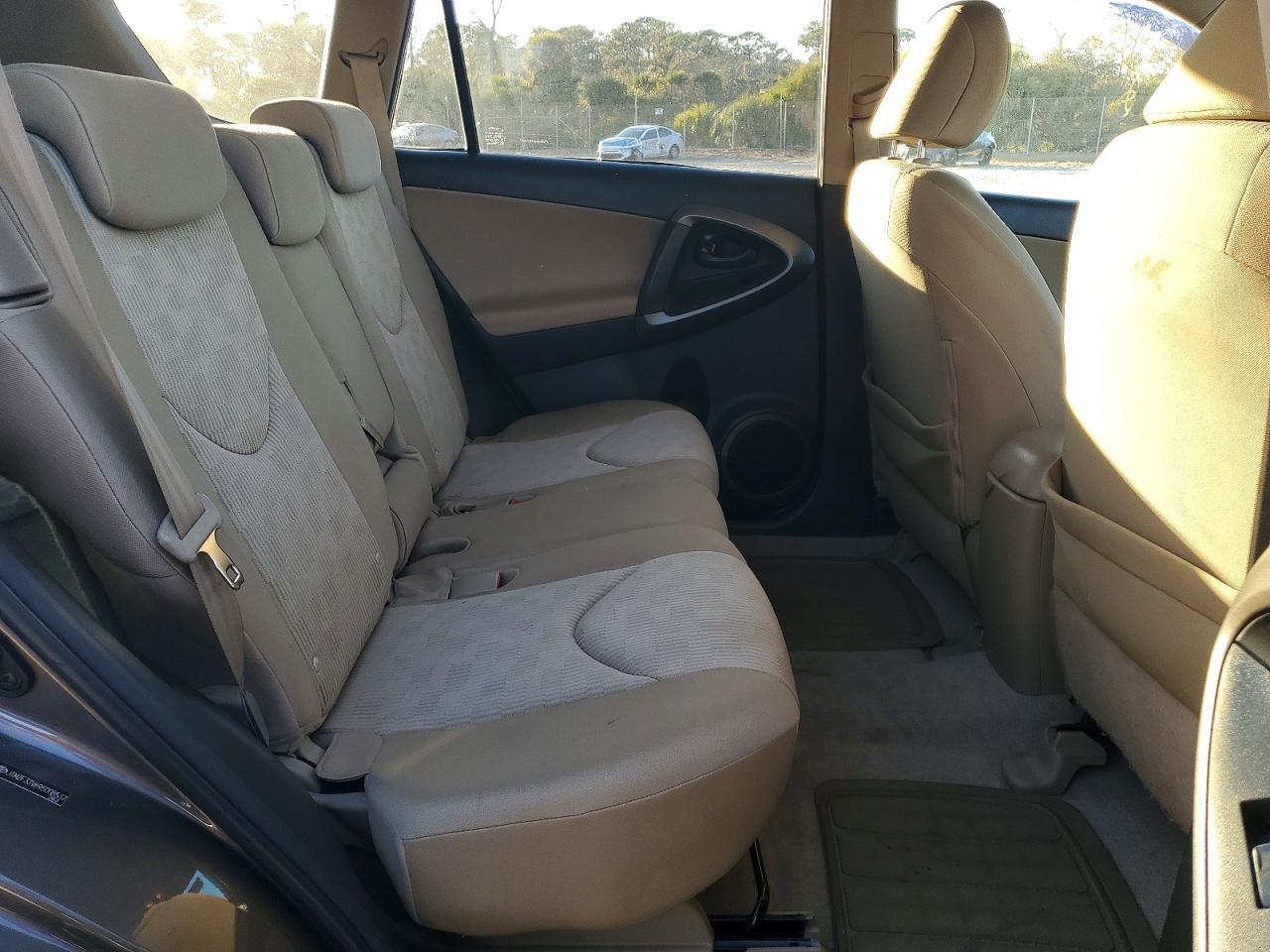 2009 TOYOTA RAV4