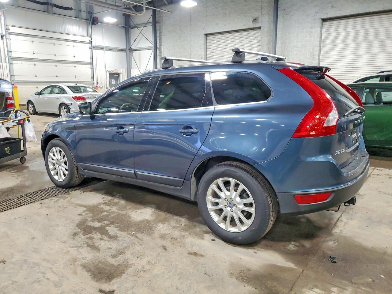2010 VOLVO XC60