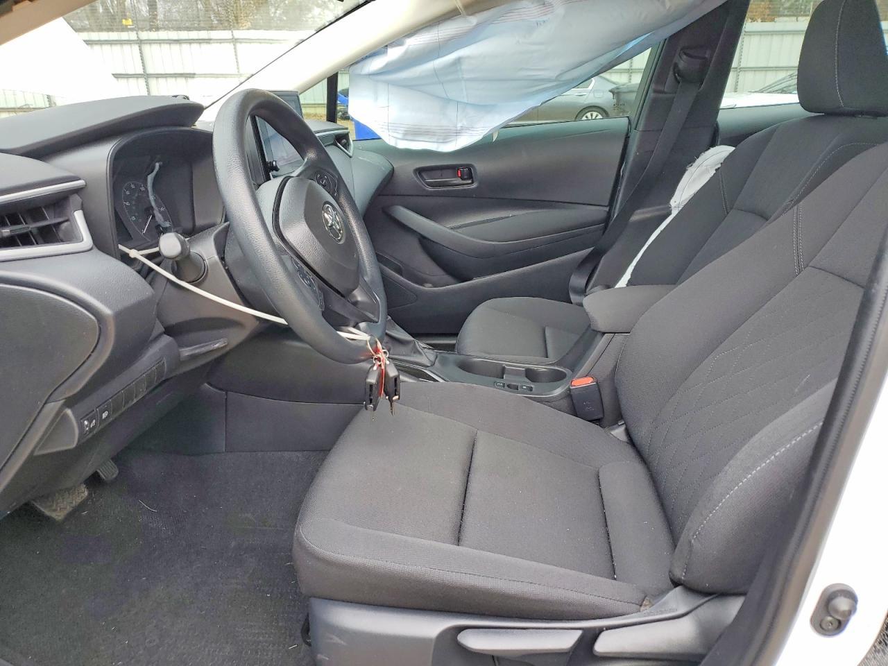 2025 TOYOTA COROLLA