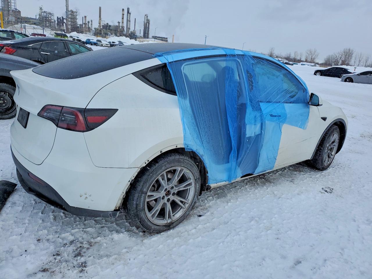 2023 TESLA MODEL Y