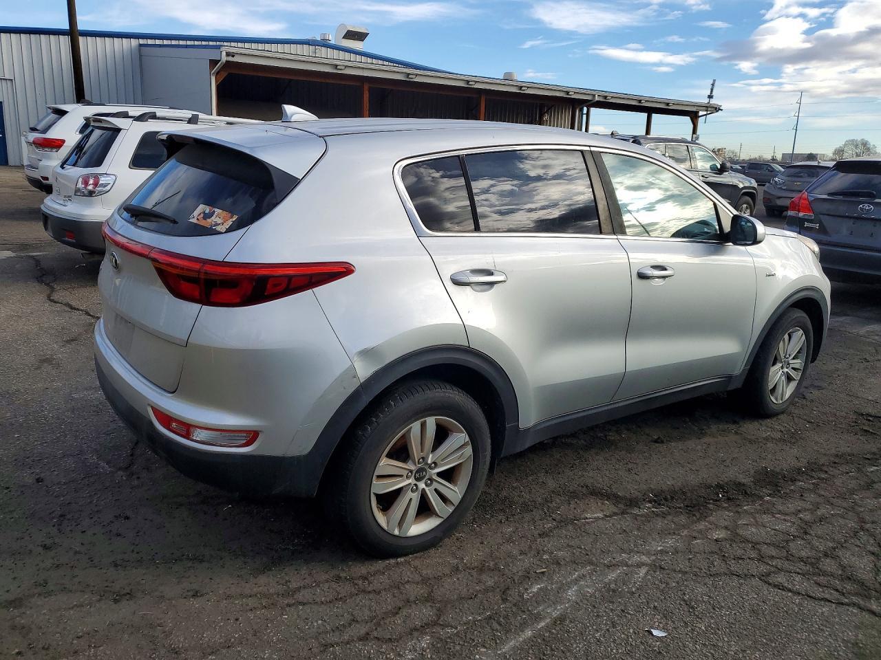 2017 KIA SPORTAGE