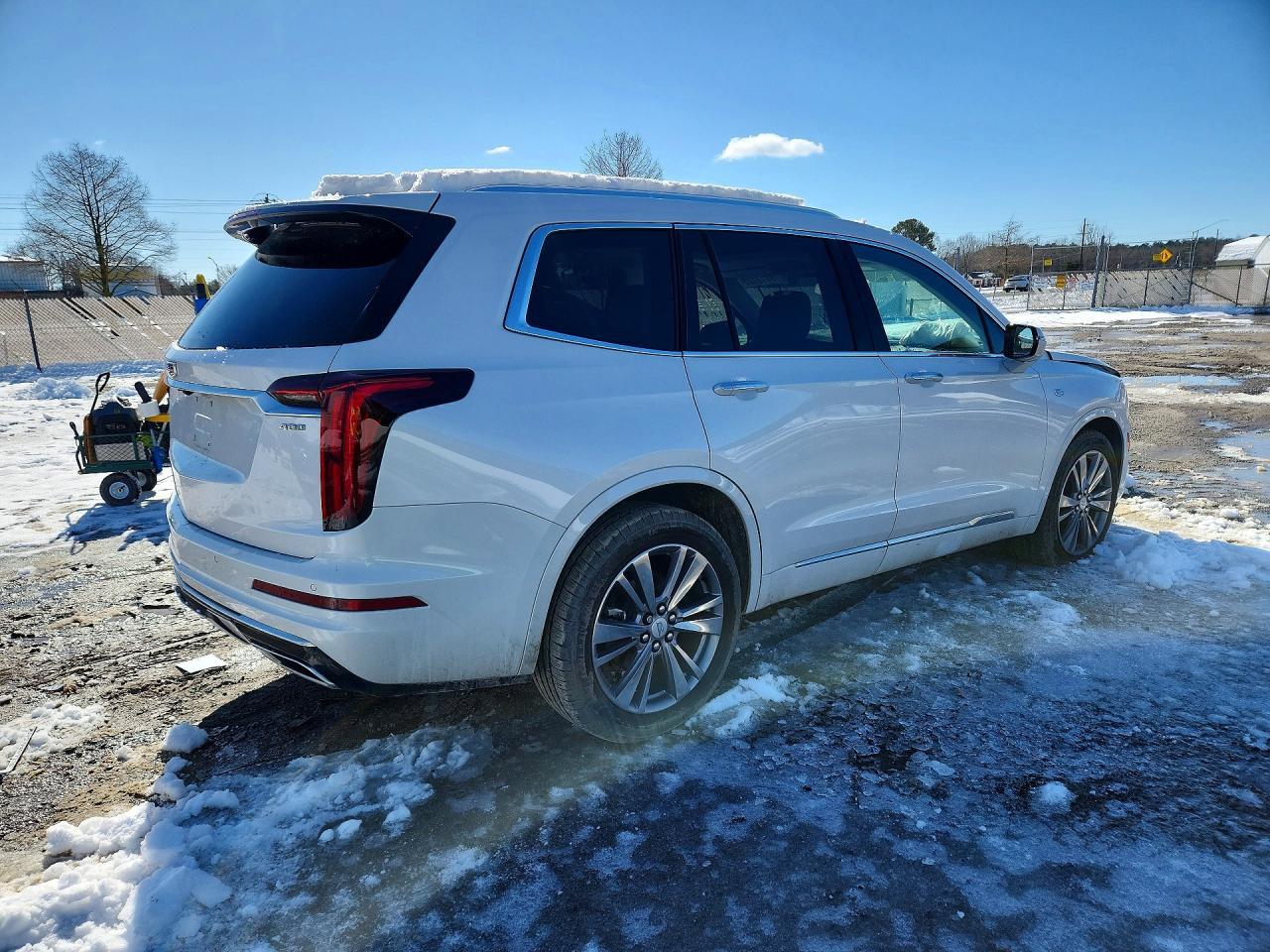 2025 CADILLAC XT6