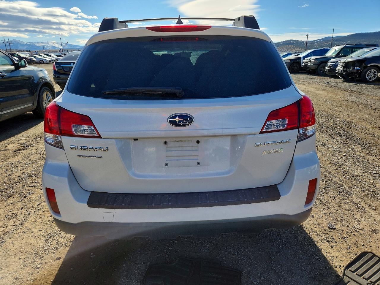 2013 SUBARU Outback