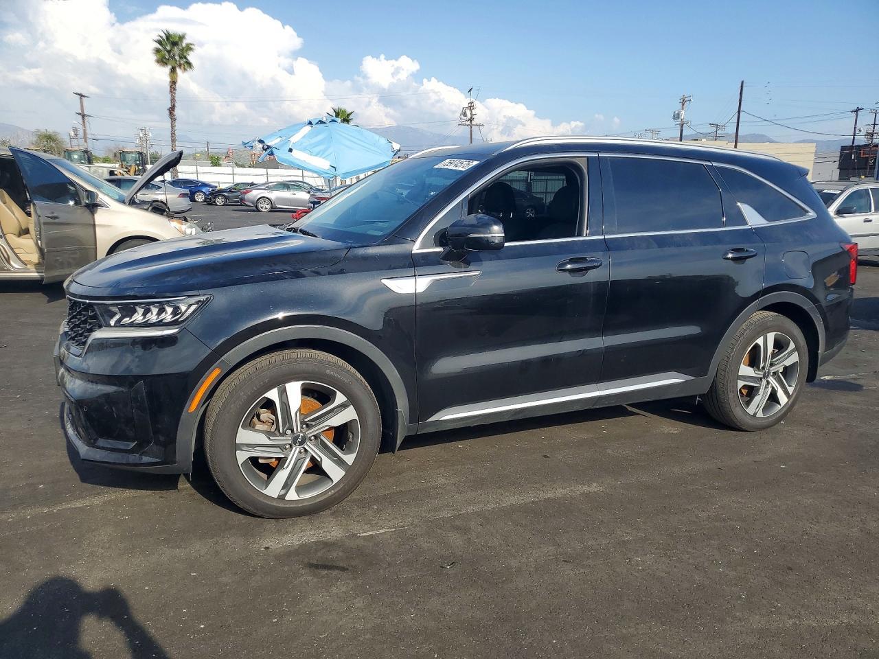2023 KIA SORENTO