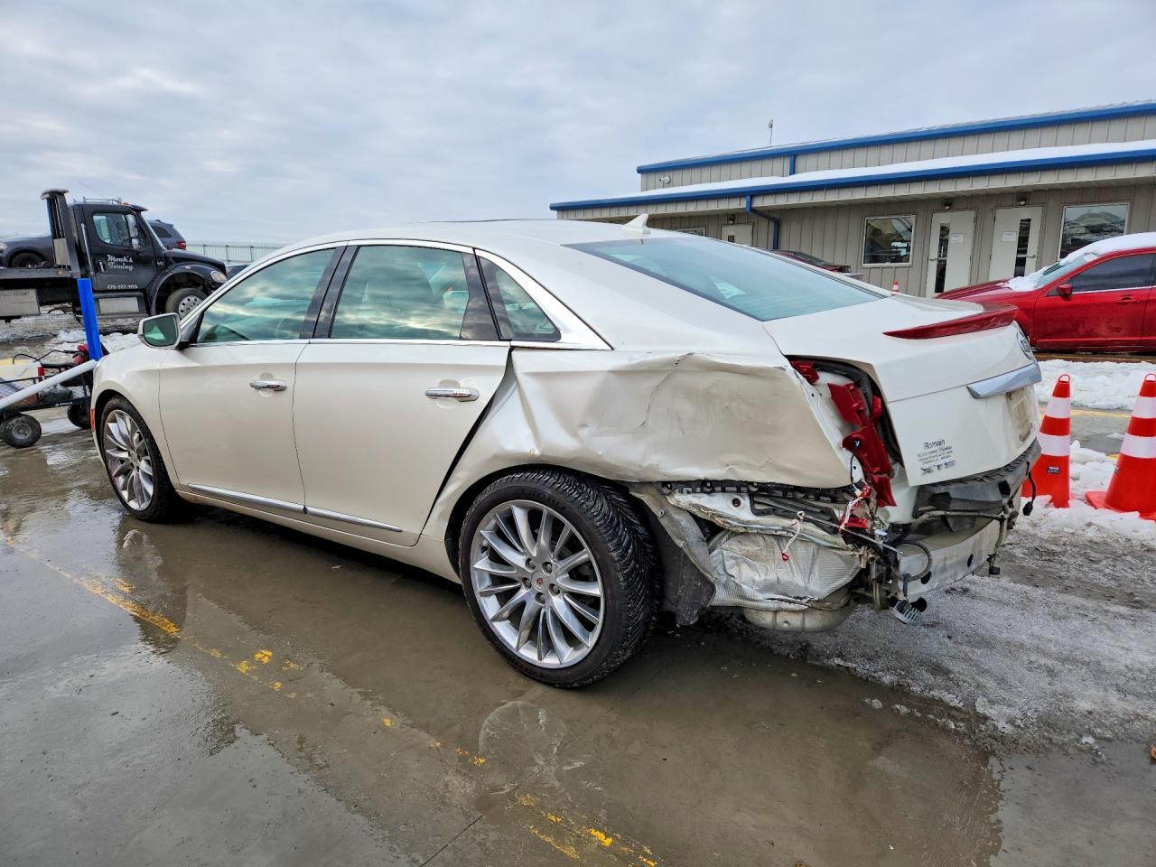 2013 CADILLAC XTS