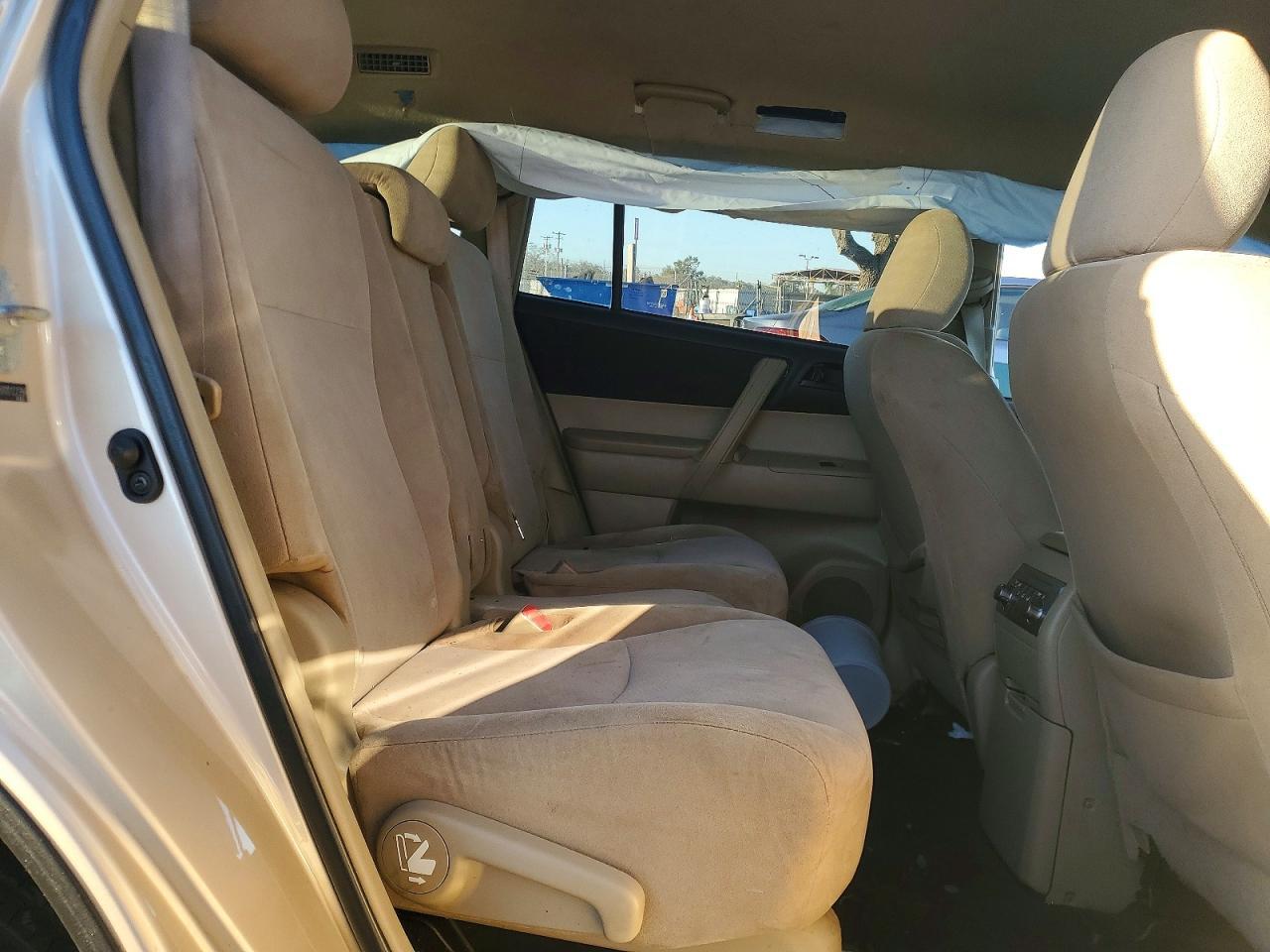 2013 TOYOTA HIGHLANDER