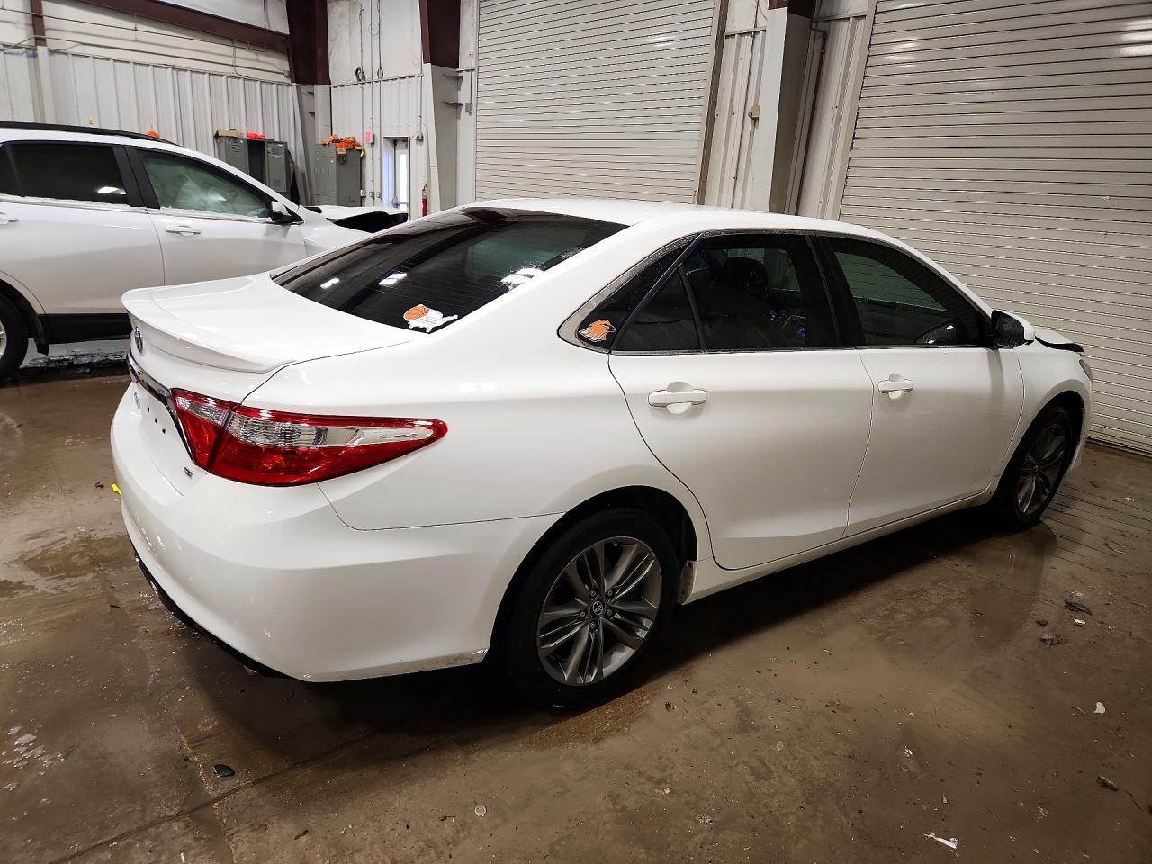 2017 TOYOTA CAMRY
