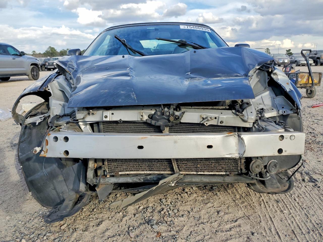 2001 TOYOTA Mr2