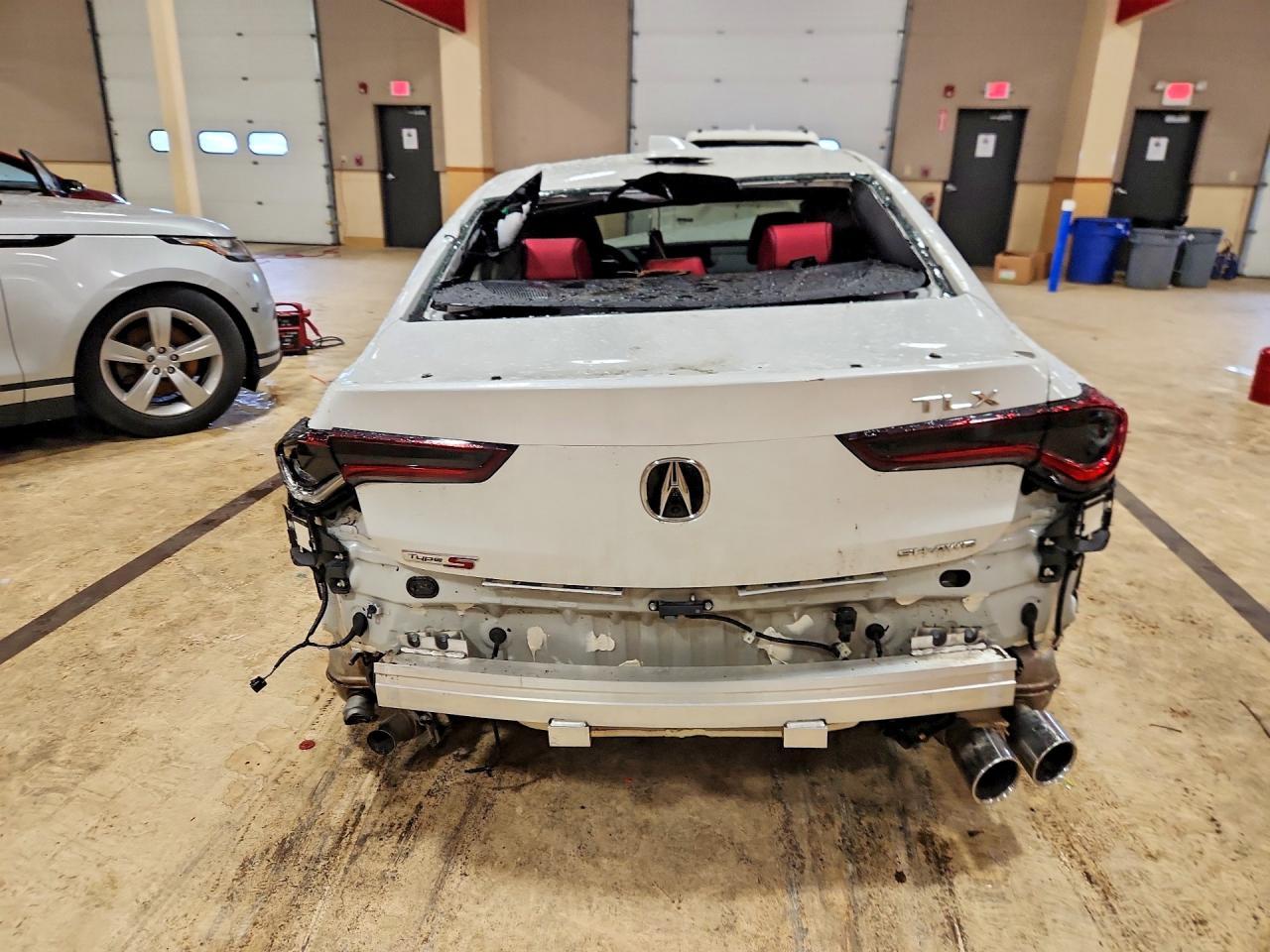 2025 ACURA TLX
