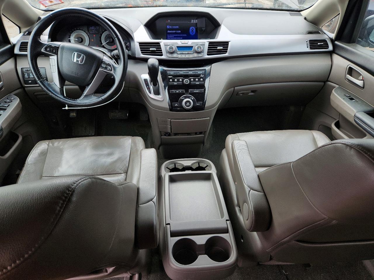 2011 HONDA ODYSSEY