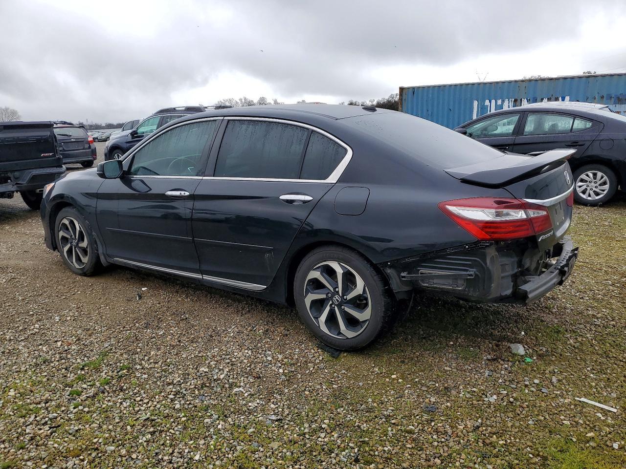 2016 HONDA ACCORD