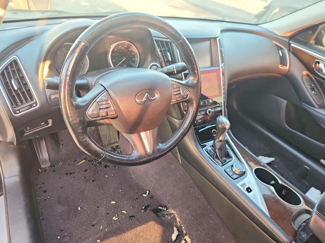2016 INFINITI Q50