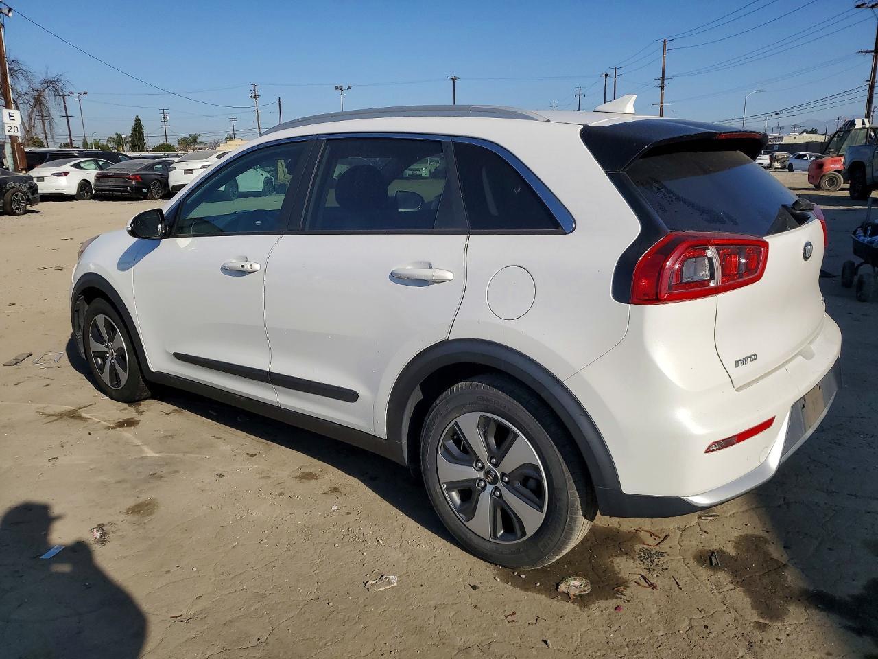 2017 KIA Niro